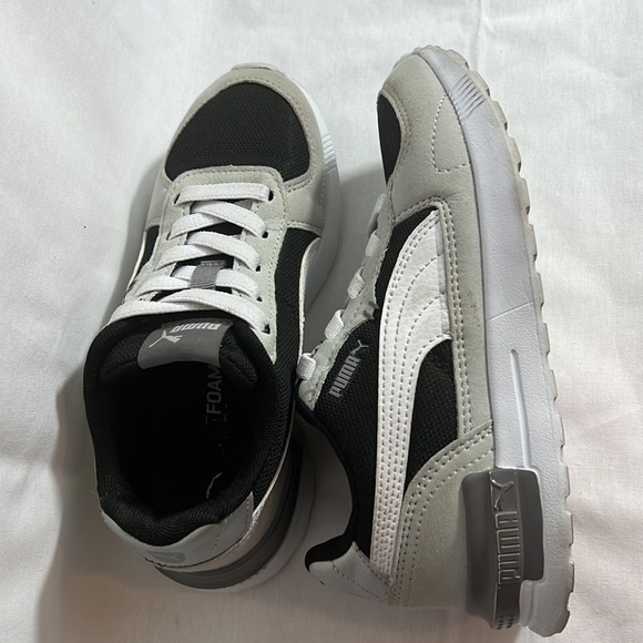 Puma  boys shoes graviton. - Picture 2 of 8